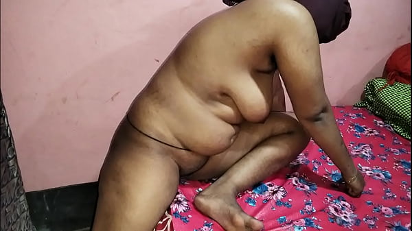 Classmates’ Forbidden Deskside Tryst Goes Viral