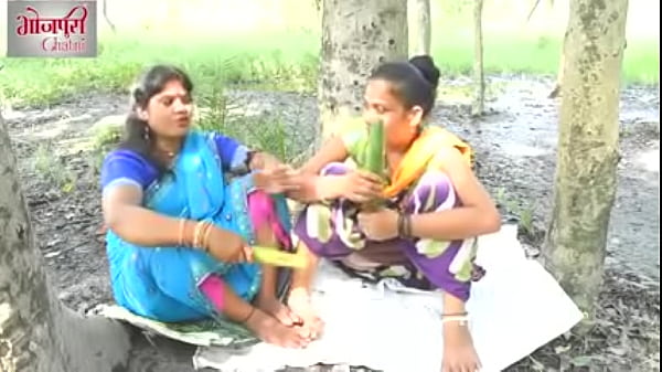 ग्रामीण महिलाएं अपनी तृष्णा शांत करने के लिए किस विशेष उपाय का उपयोग करती हैं, यह स्वयं उन्होंने स्पष्ट किया