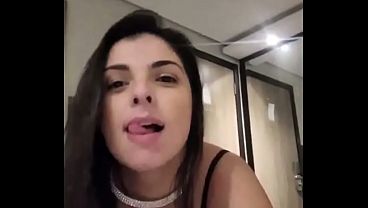 Professora Casada E Depravada é Flagrada Transando Com Aluno Dotado E O Vídeo Vaza Na Internet.