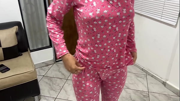 Mi Hijastra Frotando Su Culo En Mi Verga
