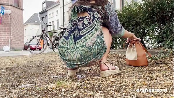 Exhibitionist Ana’s Risky Public Pleasures