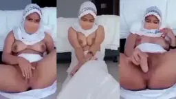 Viral! Jilbab Maela Colmek Pakai Dildo – Maelaelakitty23 Bikin Heboh