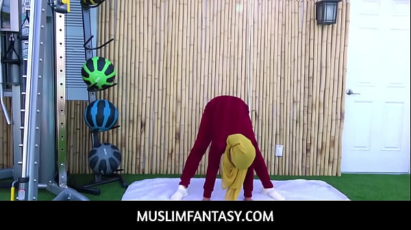 Desert Dreams: An Intimate Training Session With An Exotic Arabian Muse