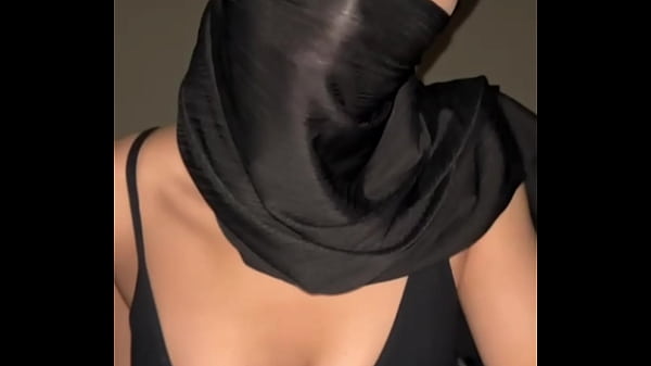 Best Arab, Muslim, Hijabi Tits That Make You Drool