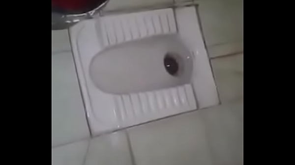 Sultry Desi Pair’s Secret Bathroom Tryst