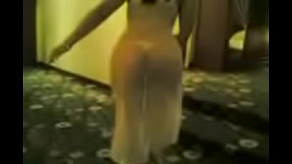 Voluptuous Arabian Beauty With A Captivating, Curvaceous Silhouette