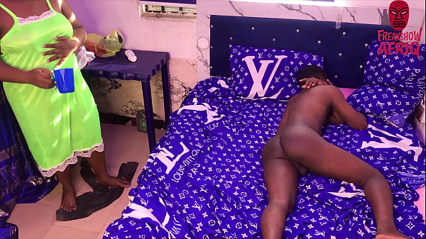 Big Juicy African Stepmom Eagerly Meets Her Hard Stepsons Naked Cock And Shoves It Deep Inside Her Soaking Wet Pussy. Watch Every Inch In Stunning 4k.