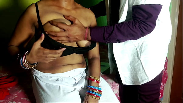 Intimate Medical Encounter With Hindi Dialogue