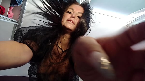 Mature Seductress’s Oral Ecstasy