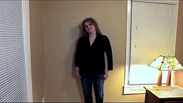 Luscious Blonde Matron Devours With Ravishing Oral Ecstasy