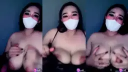 Remas Nenen, Si Ratu Papaya Yang Bikin Ngiler, Sama Aurel Si Mangga Ranum.