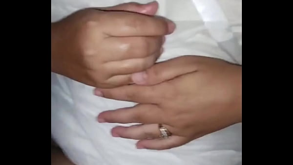 Detik-detik Istri Tetangga Merengek Minta Dikocok Sampai Keluar