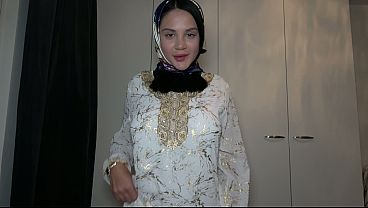 Pov – Fucking My Romantic Muslim Stepsister While She’s Wearing Her Hijab