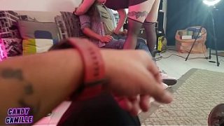 Trio Caliente Con Un Chico Universitario Listo Para Todo