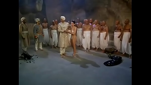 Hot, Sweaty Secrets Buried Deep Inside An Ancient Indian Tomb