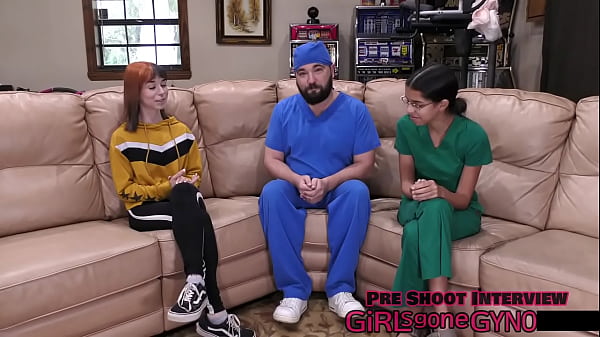 Ditria Rose Gets Her Pussy Spread Open For The First Time At The Gynecologist