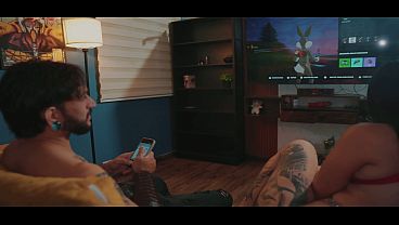 Me Encanta Cabalgar Su Verga Mientras Juego, Cada Movimiento Me Hace Gemir Más Fuerte